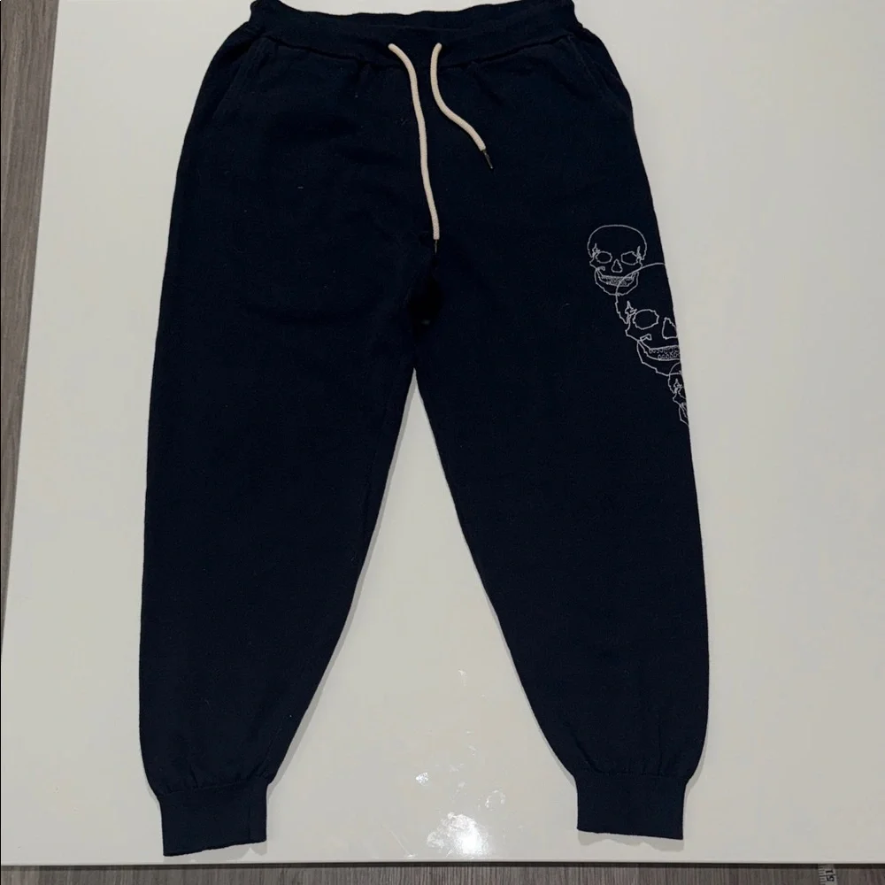 360 Cashmere Kids Black Joggers with Skull Design Women’s Size L